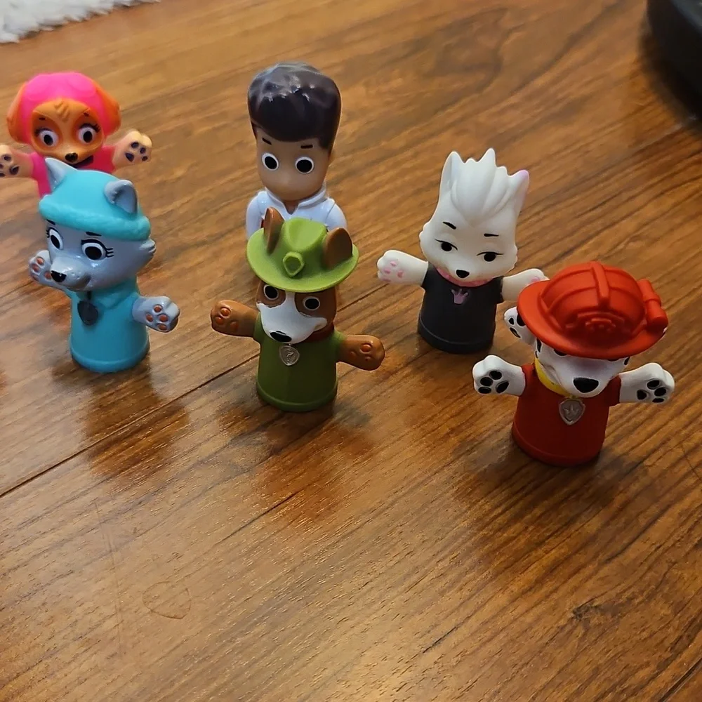 Paw Patrol Colorfu Rubber‎ l Finger Puppets Collection Set of 9